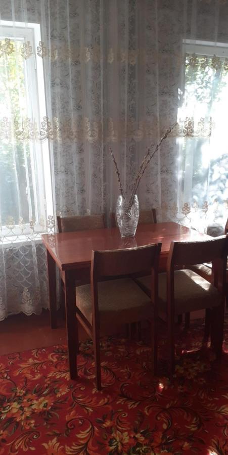 Guest House Otilia Gyumri Eksteriør bilde