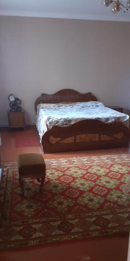 Guest House Otilia Gyumri Eksteriør bilde